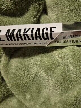 IL MAKIAGE Black Card Liquid Eyeliner